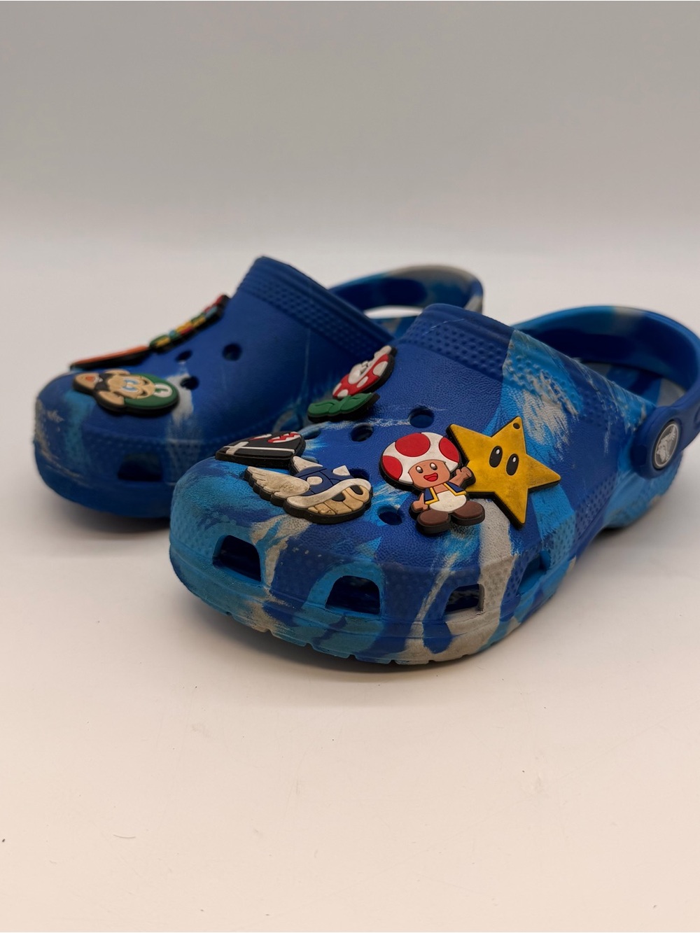 Crocs Kids Blue Camo Clogs C12 Mario Jibbitz Charms Slip On Shoes